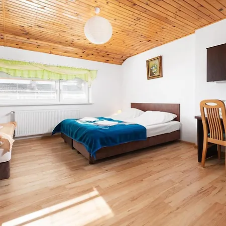 Fajnepokoje - Antek Alloggio in famiglia