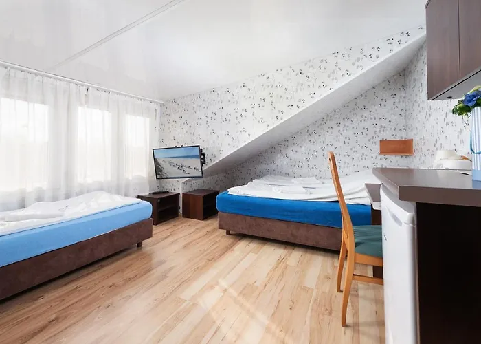 Fajnepokoje - Antek 民宿